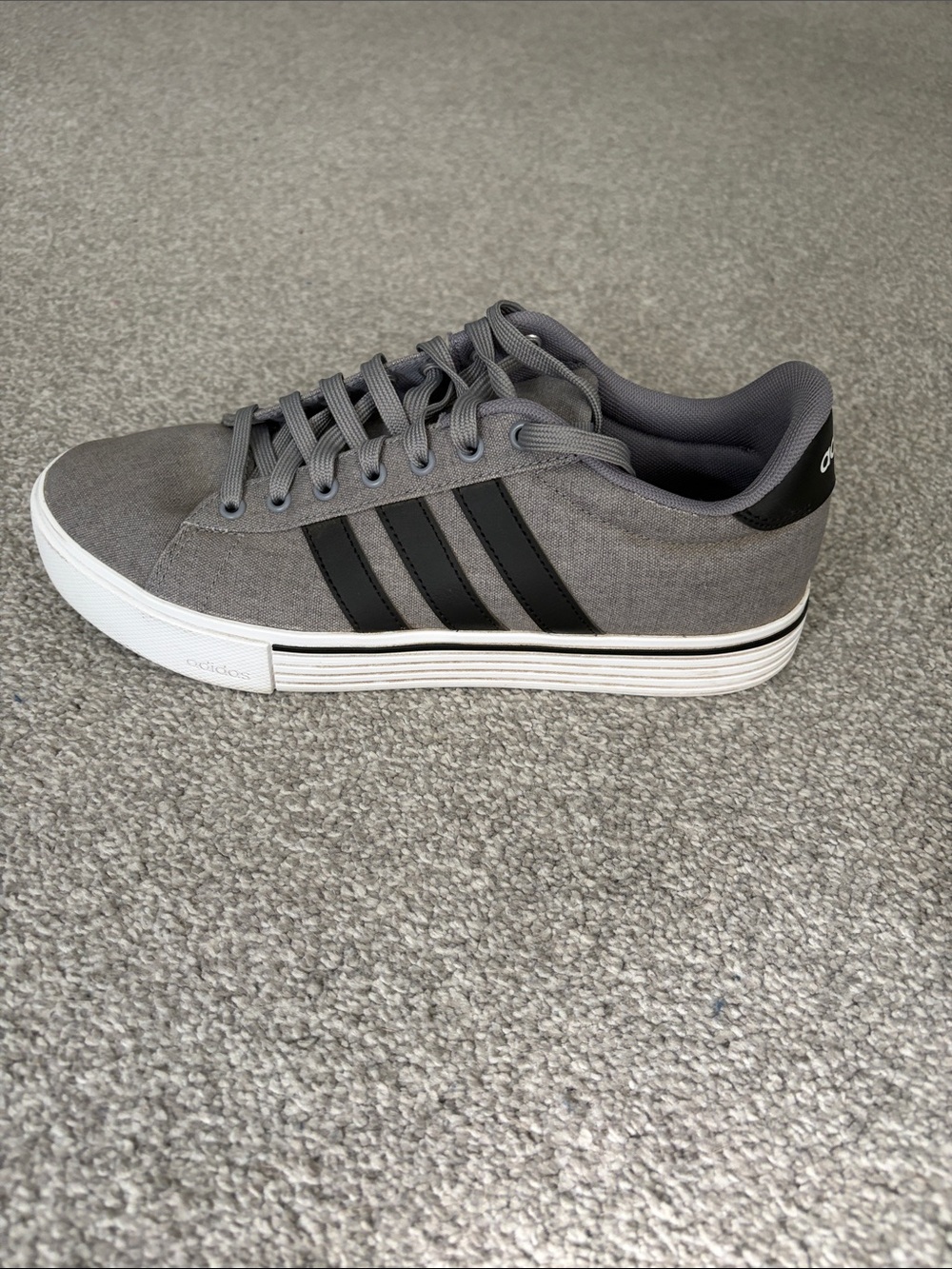 adidas Men’s Gray Sneakers with Black Stripes